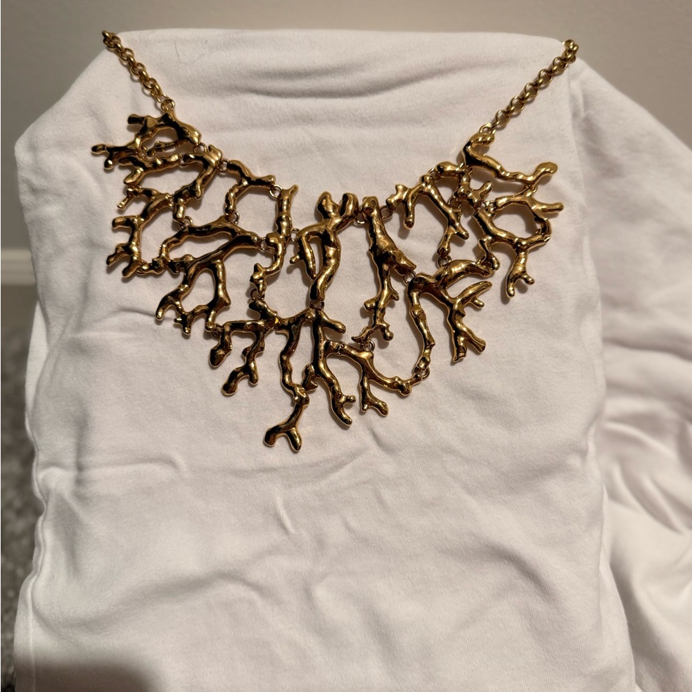 Vintage Gold Coral-Inspired Necklace